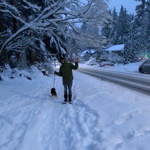 Meet your Posher, Casey